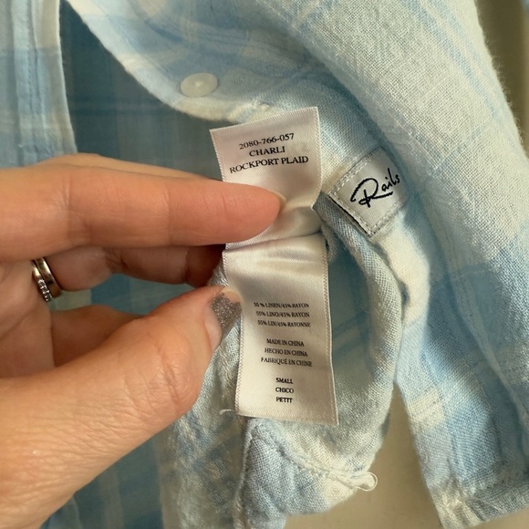 Rails Charli Rockport Plaid Button Down Shirt Blue White Lightweight Linen Small - Picture 9 of 13